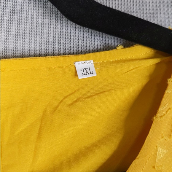 🎄 3/$35 3x 👯♀️Host Pick⚡️Floral Lace Babydoll Top- Mustard Yellow - Picture 6 of 8